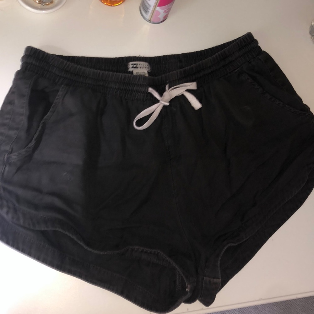 billabong road trippin shorts